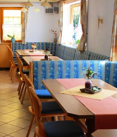 Hotel Guesthouse Almrose