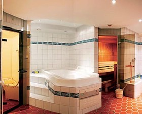 Hotel Lebzelter