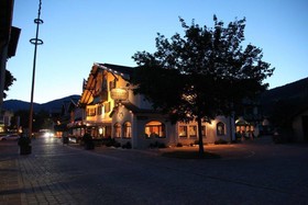 Hotel Lebzelter