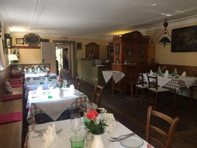 Schlosswirt zu Anif