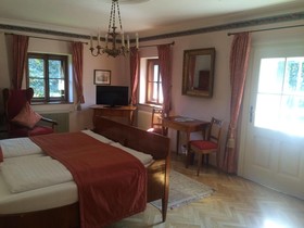 Schlosswirt zu Anif