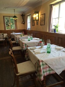Schlosswirt zu Anif