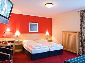 Hotel Alpina