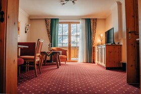 Post Post Hotel