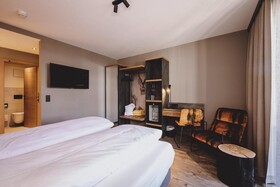 Post Post Hotel