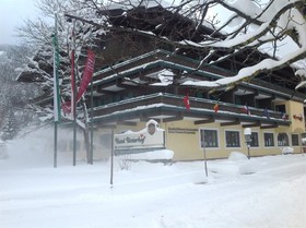 Unterhof