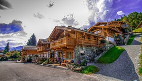 Almdorf Flachau Hütte