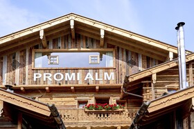 Almdorf Flachau Hütte