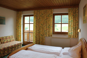 Hotel & Chalet Dorfer