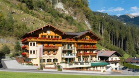 Hotel Kristall