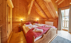 Chalets Blockhaus Saalbach by HolidayFlats24