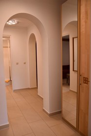 Garni Valerie