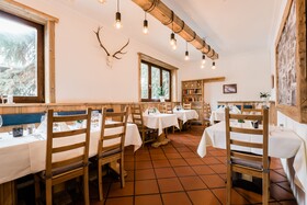 Hotel Pinzgauerhof by Skinetworks
