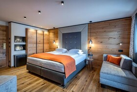 Hotel Zwölferhaus