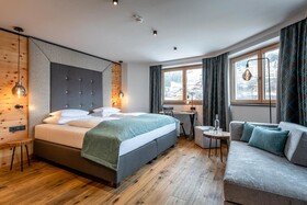 Hotel Zwölferhaus