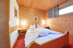 Mountain & Valley Lodge