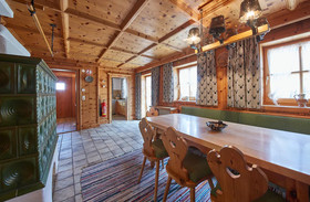 Mountain & Valley Lodge