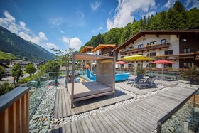 Thomsn Central Hotel & Appartements