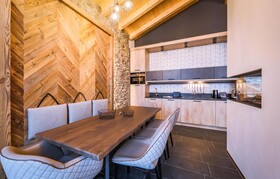 24 by Avenida Hotel & Residences