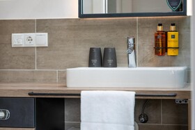 24 by Avenida Hotel & Residences