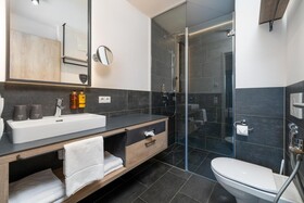 24 by Avenida Hotel & Residences