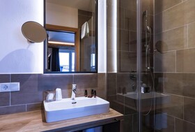 24 by Avenida Hotel & Residences