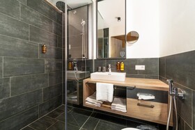 24 by Avenida Hotel & Residences