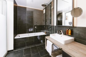 24 by Avenida Hotel & Residences