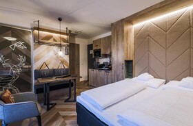 24 by Avenida Hotel & Residences