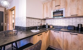 24 by Avenida Hotel & Residences