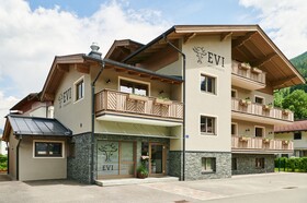 Evi Apartments