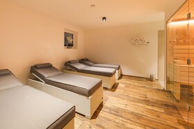Aurora Mountain Chalet by Alpin Rentals