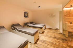 Aurora Mountain Chalet by Alpin Rentals