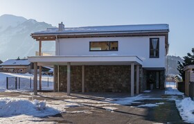 Aurora Mountain Chalet by Alpin Rentals