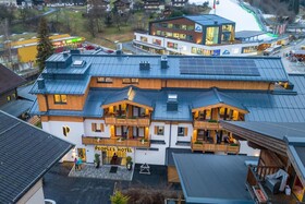 PEOPLE’S  HOTEL