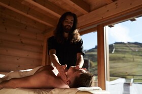 Holzhotel Forsthofalm