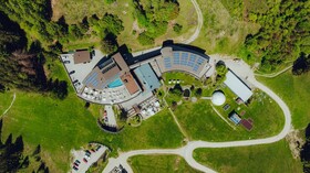 Holzhotel Forsthofalm