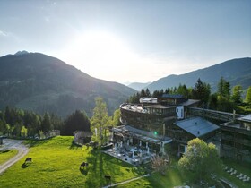 Holzhotel Forsthofalm