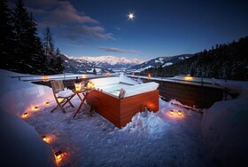 Holzhotel Forsthofalm