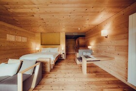 Holzhotel Forsthofalm