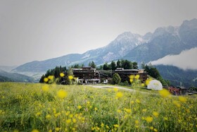 Holzhotel Forsthofalm