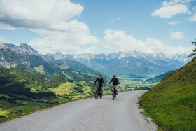 Holzhotel Forsthofalm