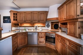 Alpine View Apartments