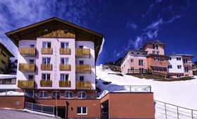 Hotel Garni Laaxerhof