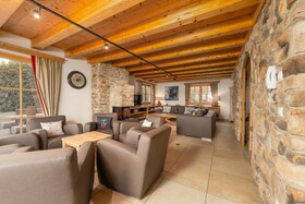 Avenida Panorama Chalets by Alpin Rentals