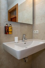 Avenida Panorama Chalets by Alpin Rentals