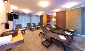 Emma Deluxe Aparthotel