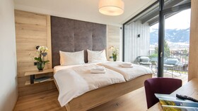 Emma Deluxe Aparthotel