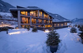Emma Deluxe Aparthotel