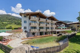 Klawunn Hotel & Apartment